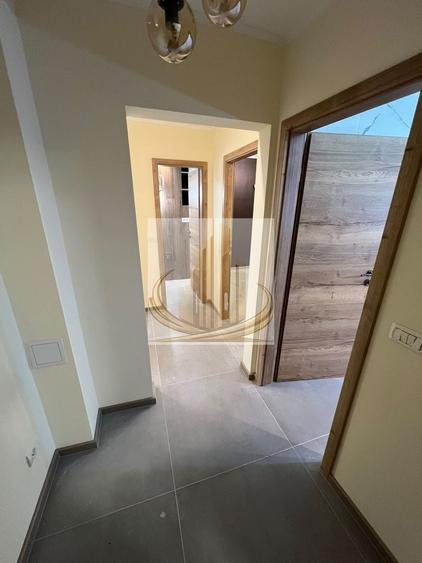 Apartament cu 3 camere decomandat în Complex Studențesc