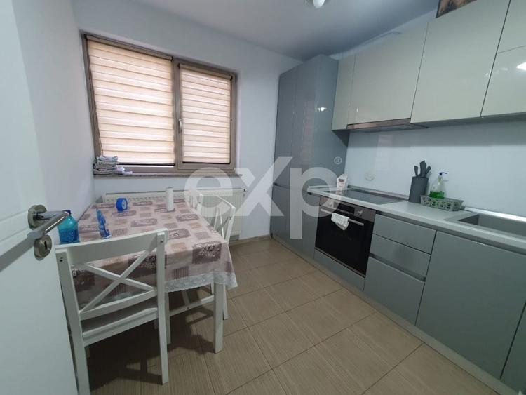Casă individuală cu 4 camere cu Canalizare în Trivale