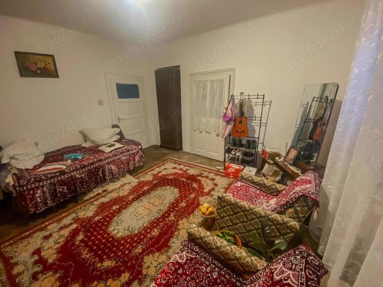 Casă în Gârbova