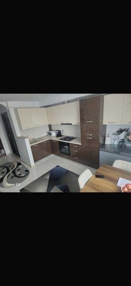 Apartament cu 3 camere nedecomandat în Central