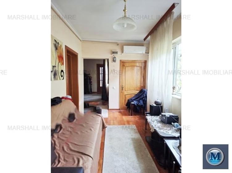 Casă cu 4 camere cu Canalizare în Traian
