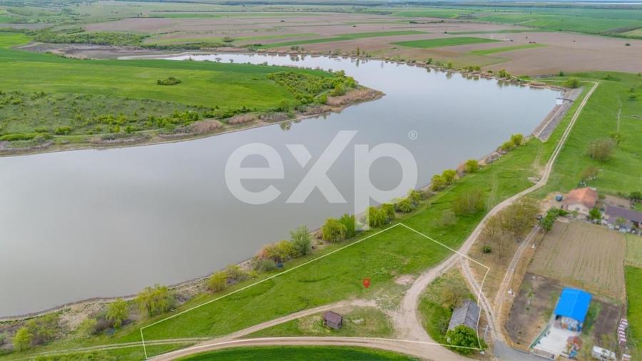 Teren agricol extravilan de 5755 mp, în Miersig
