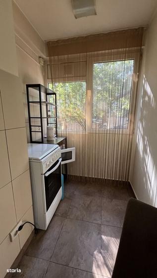 Apartament cu 2 camere semidecomandat în Constructorilor