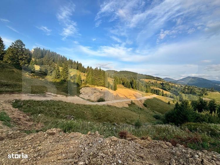Teren de vanzare la Piatra Fantanele - 1