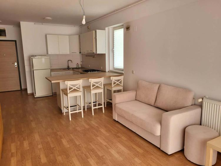 Apartament cu 2 camere decomandat în Fundeni