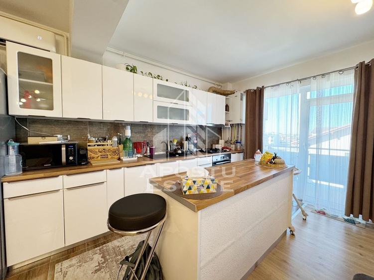 Apartament cu 3 camere decomandat, mobilat în Giroc