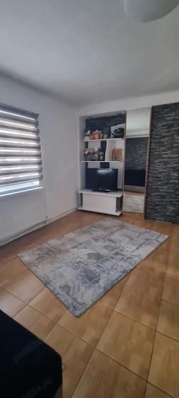 Casă cu 6 camere cu Teren 450 Mp în Geamăna