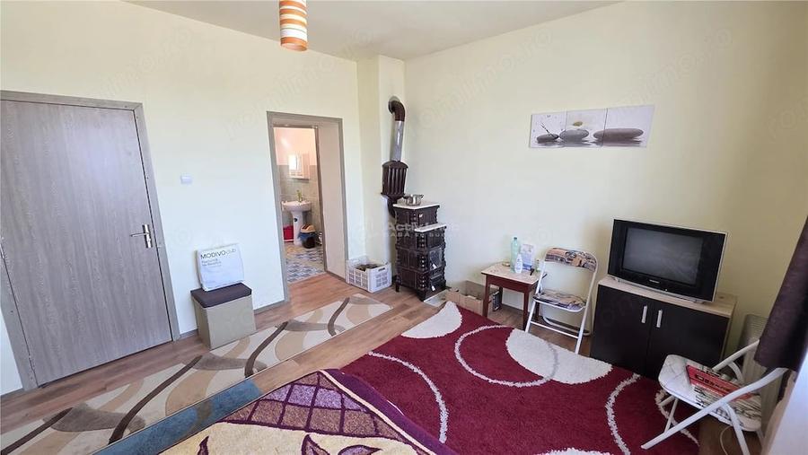 Casă cu Teren 4400 Mp în Petrilova