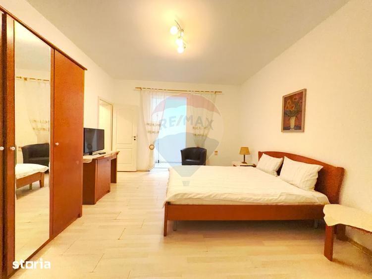 Spațiu comercial, de 303 mp, în Girocului