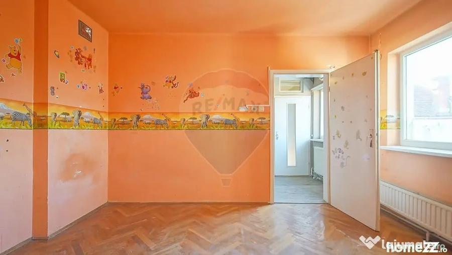 Apartament cu 2 camere decomandat în 13 Decembrie