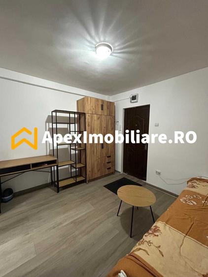 Garsonieră decomandată, mobilată în Berceni