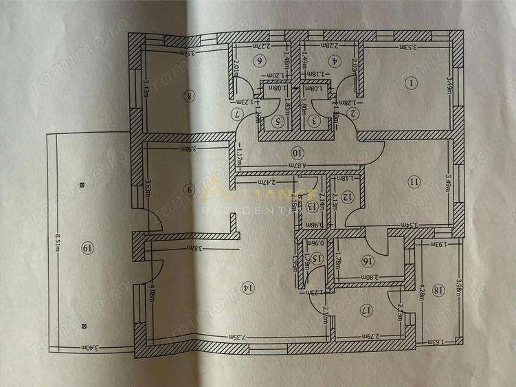 Casă cu 4 camere cu Teren 578 Mp în Central