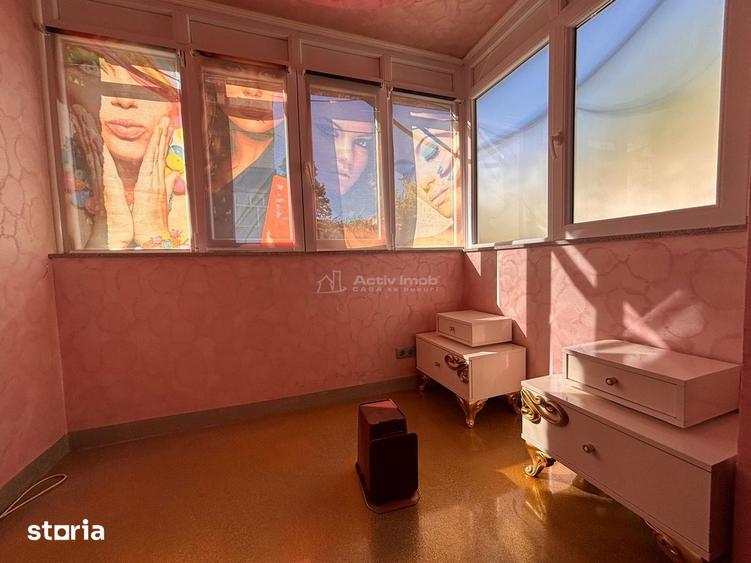 Apartament cu 5 camere în Rogerius