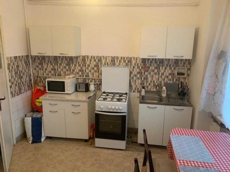 Apartament cu 2 camere decomandat, mobilat în Take Ionescu