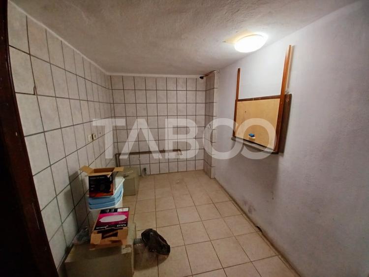 Spațiu comercial, de 200 mp, în Calea Dumbrăvii