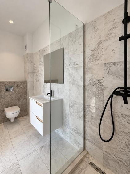 Apartament cu 4 camere decomandat, mobilat în Domenii