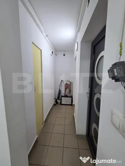 Spațiu comercial, de 55 mp, în Central