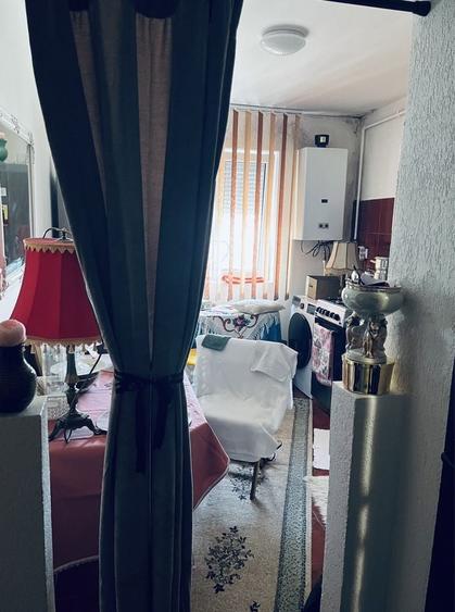 Apartament cu 2 camere decomandat în Micro 14