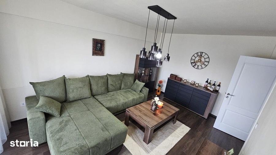 Apartament cu 2 camere decomandat în Democrației