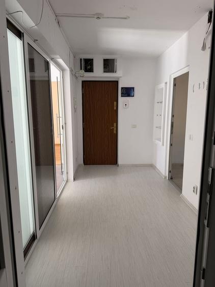 Spațiu comercial, de 77 mp, în Exterior Vest