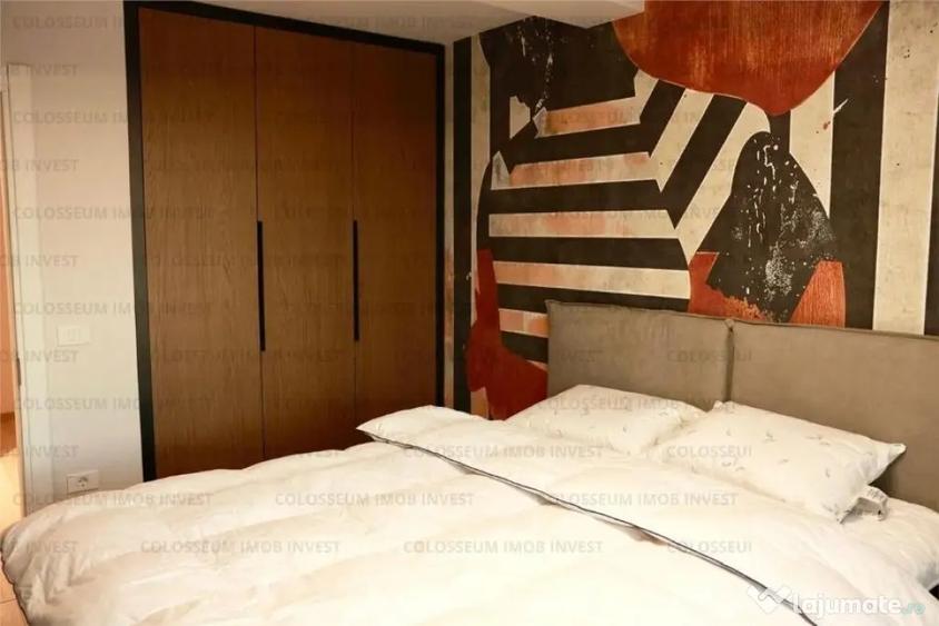 Apartament cu 3 camere decomandat în Tractorul