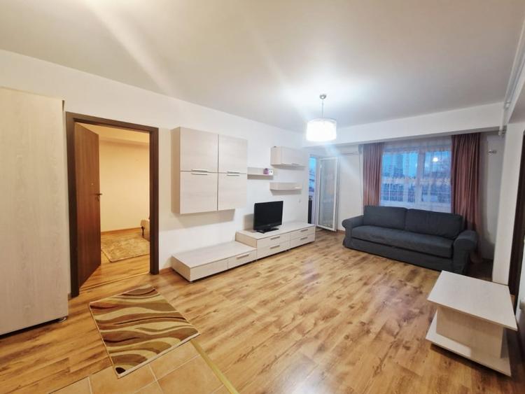 Apartament cu 2 camere semidecomandat, mobilat în Colentina