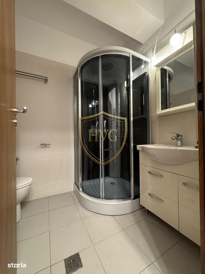 Apartament cu 3 camere decomandat în Aviației