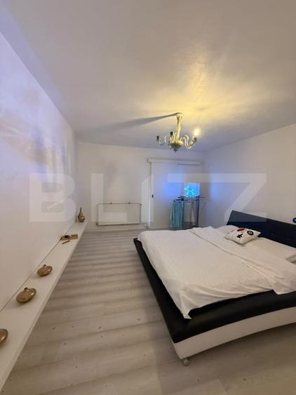 Apartament cu 3 camere decomandat, mobilat în Central