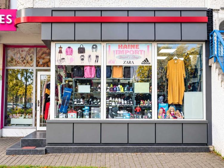 Spațiu comercial, de 70 mp, în Decebal