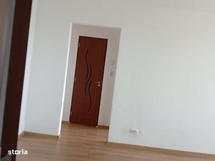 Apartament cu 2 camere semidecomandat în Dobroești