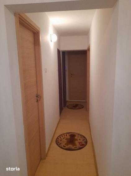 Apartament cu 3 camere decomandat în Dristor