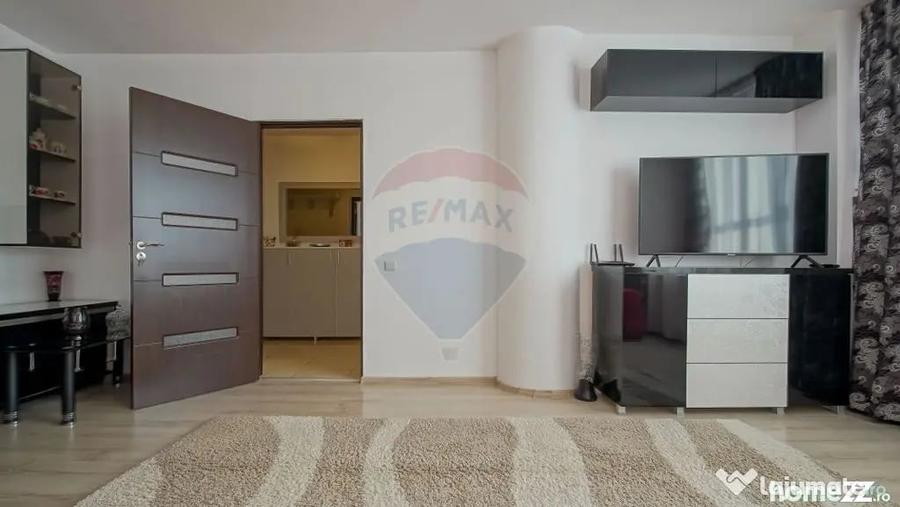 Apartament cu 3 camere decomandat în Griviței