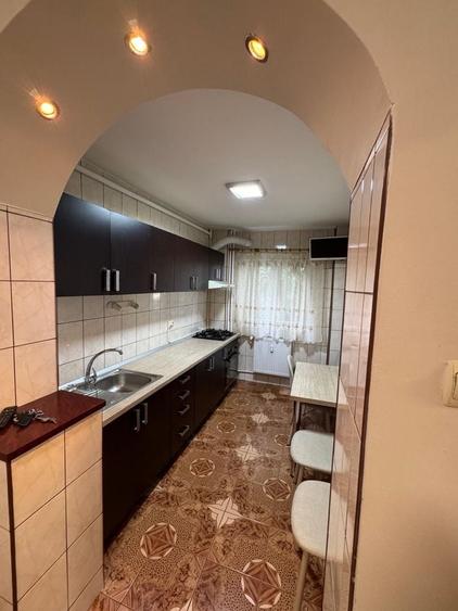 Apartament cu 2 camere decomandat în Dobroești