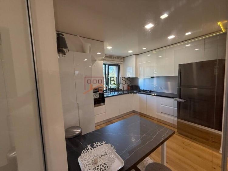 Apartament cu 4 camere decomandat în Iancu Nicolae