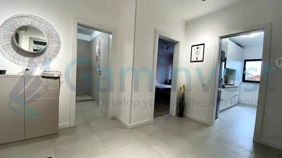 Apartament cu 3 camere decomandat, mobilat în Vest