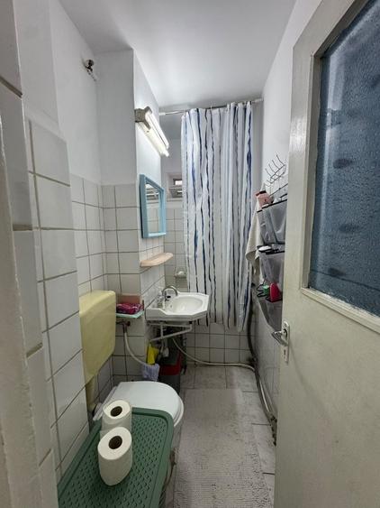 Apartament cu 2 camere nedecomandat în Central
