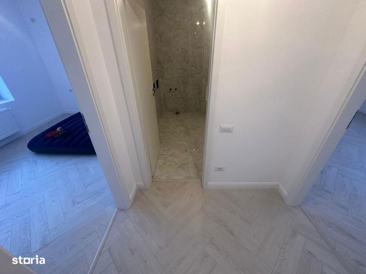Casă cu 3 camere cu Canalizare în Dobroești