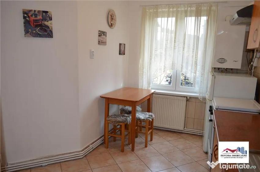 Apartament cu 2 camere decomandat în Tudor
