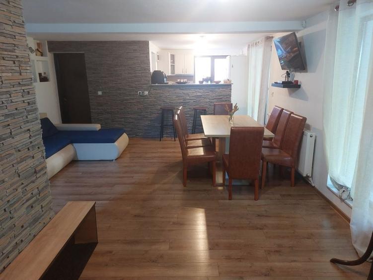 Casă cu 4 camere în Smeura
