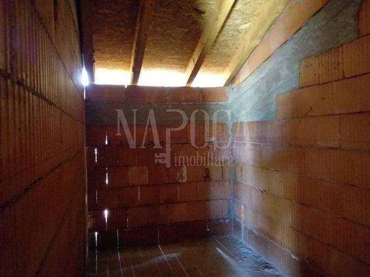 Duplex cu 5 camere cu Canalizare în Iris