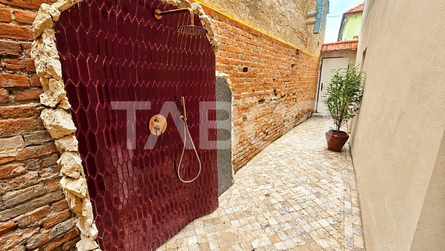 Apartament cu 3 camere decomandat, mobilat în Ultracentral