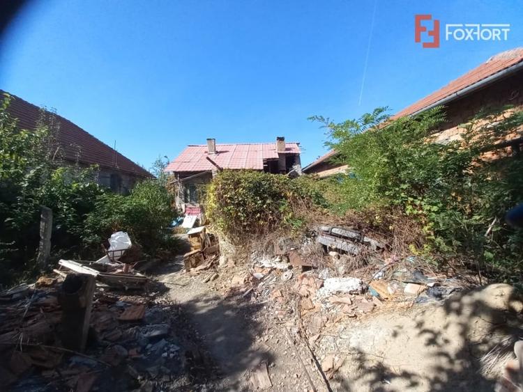 Casă individuală cu 2 camere cu Teren 360 Mp în Crișan