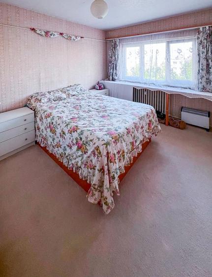 Apartament cu 4 camere decomandat în Ultracentral