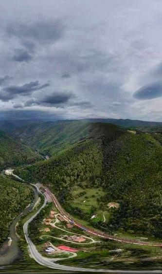 Casă cu 3 camere în Bumbești-Jiu
