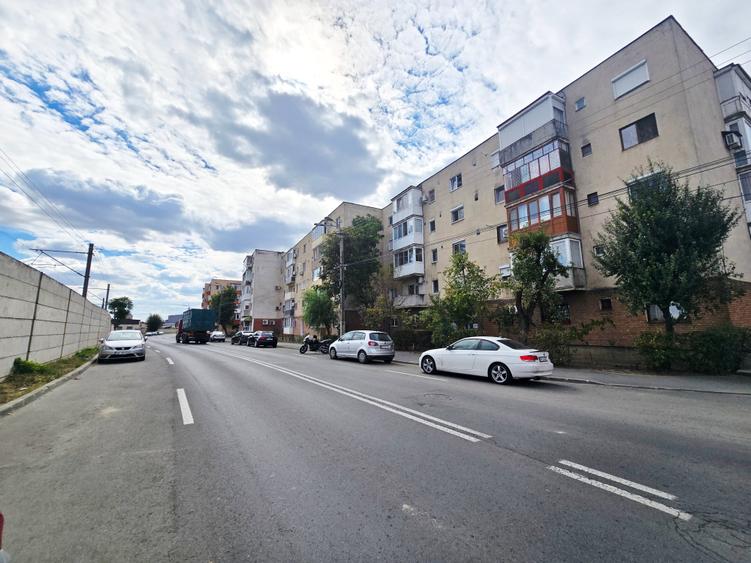 Garsonieră semidecomandată în 6 Vânători