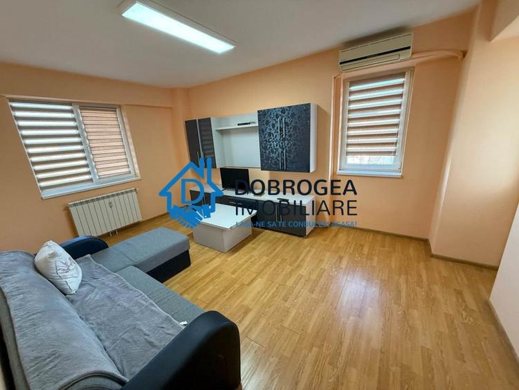 Apartament cu 2 camere decomandat, mobilat în Babadag