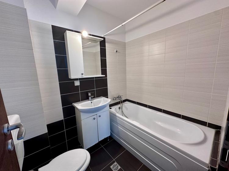 Apartament cu 2 camere decomandat în Berceni