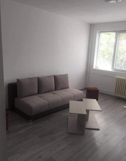 Apartament cu 2 camere decomandat în Circumvalațiunii