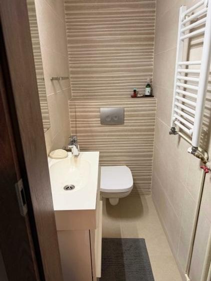 Apartament cu 3 camere decomandat, mobilat în Unirii
