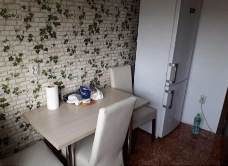 Apt 2 camere c.tin brancoveanu sector 4 - 7